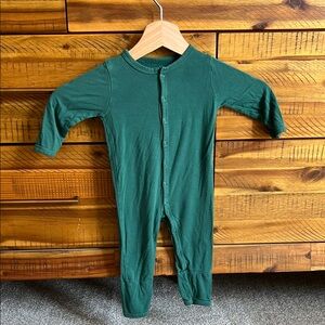 KYTE BABY SOLID SNAP ROMPER